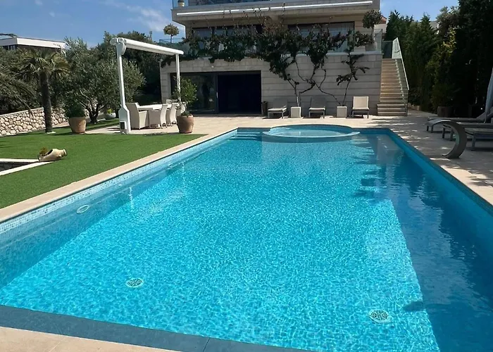 Family-friendly With Swimming Pool Mandre, Pag - 24196 아파트 콜란