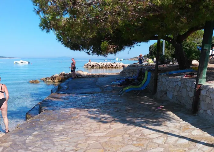 Family-friendly With Swimming Pool Mandre, Pag - 24196 * Колан