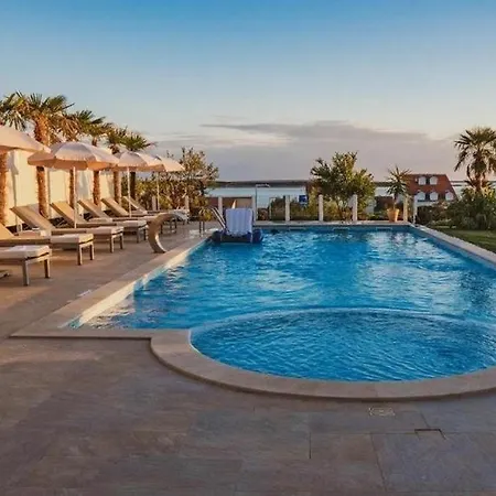 Family-friendly With Swimming Pool Mandre, Pag - 24196 Kolan