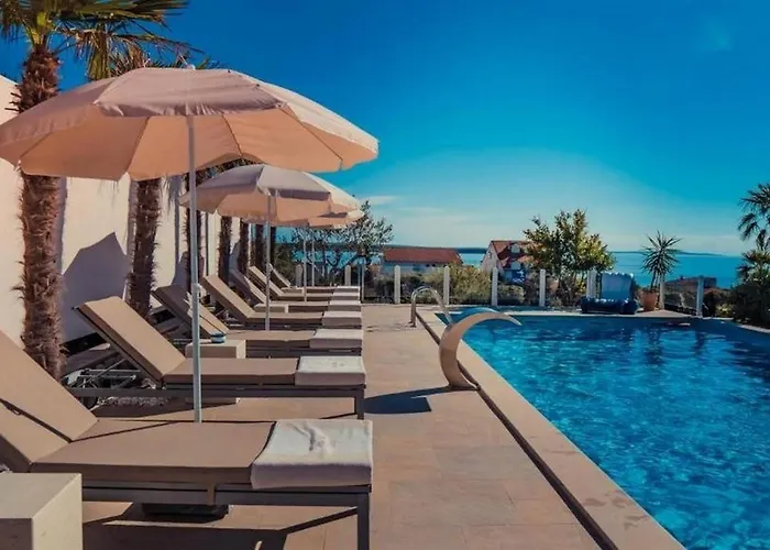Family-friendly With Swimming Pool Mandre, Pag - 24196