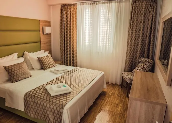 Family-friendly With Swimming Pool Mandre, Pag - 24196